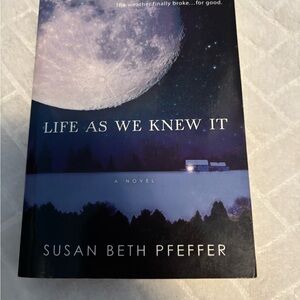 Life As We Knew It by Susan Beth Pfeffer